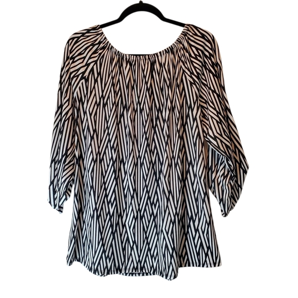 NEW Notations Black and White Patterned Blouse Size 1X - Picture 4 of 5